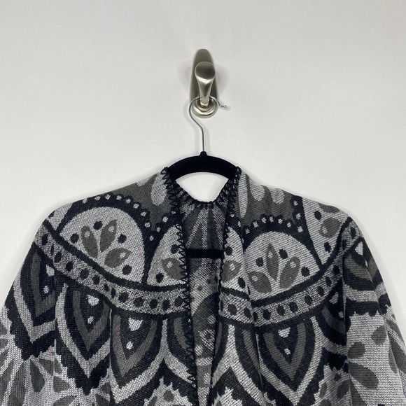 NEW Boho Southwest Ruana Oversized Open Wrap Poncho Blanket Scarf - Picture 3 of 9